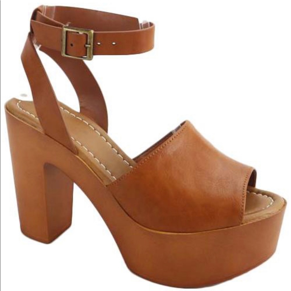 ☀️Sasha☀️- Tan Platform Heel☀️